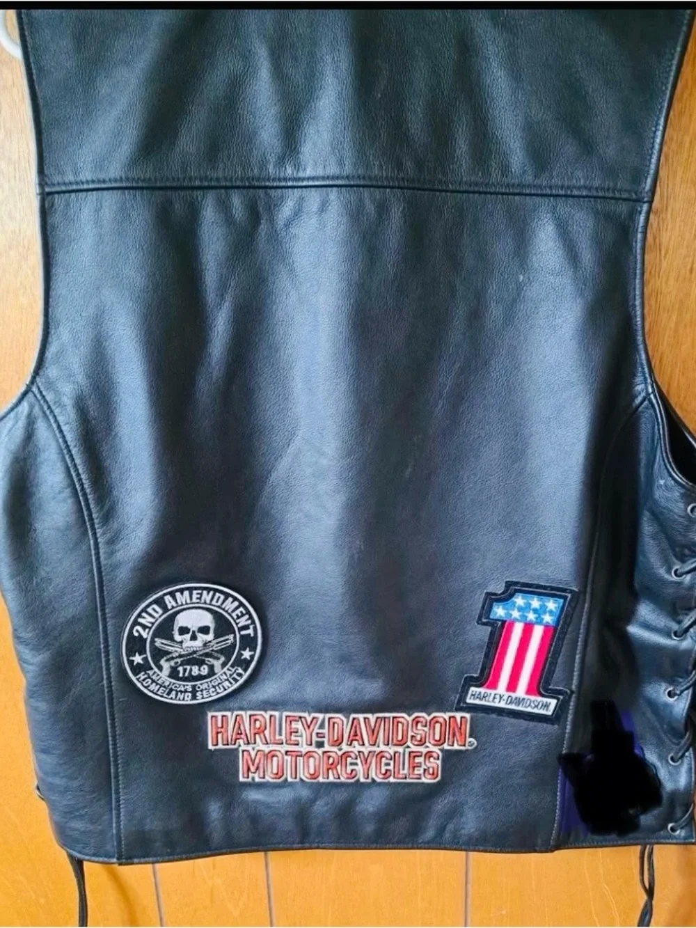 Harley-Davidson Black Leather Biker Vest with Flag Patch
